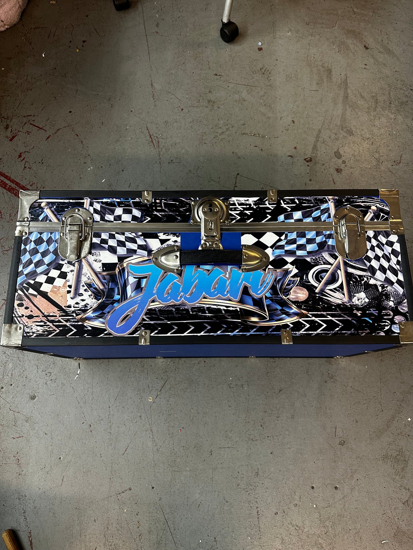 Custom trunk