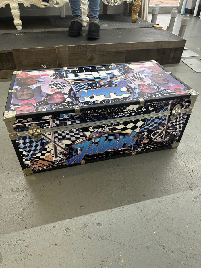 Custom trunk