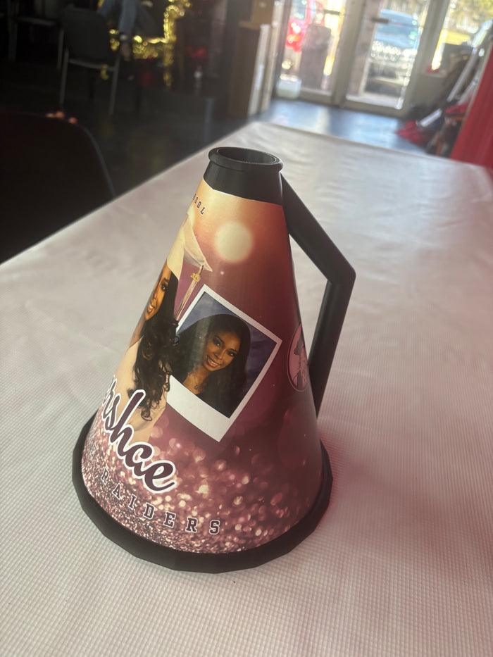 Custom blow horn